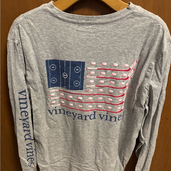Vineyard Vines Ice Hockey Flag T-Shirt - Picture 2 of 6